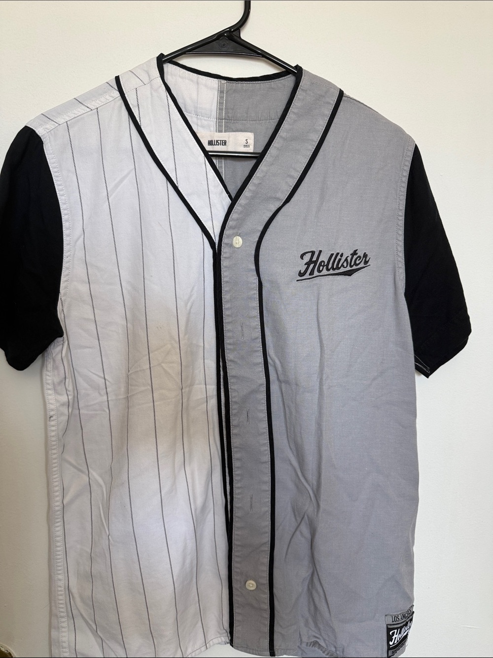 Hollister Two-Tone Gray, White & Black Baseball Jersey